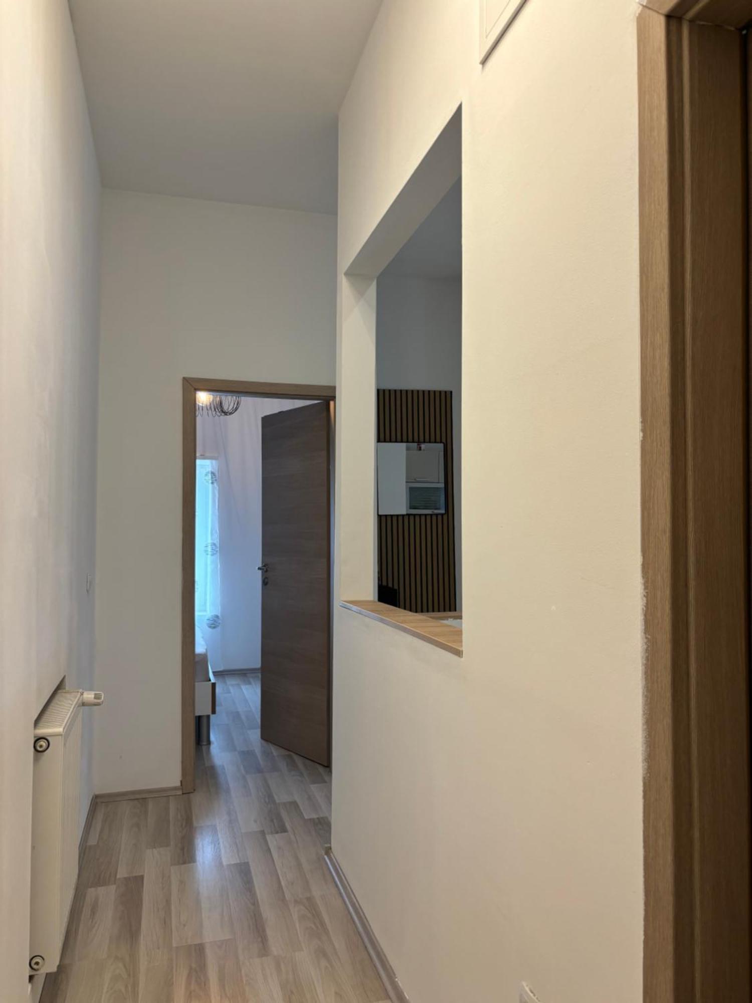Albert Apartments Zagreb Airport Velika Gorica Exteriör bild